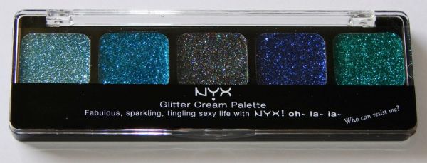 PALETA SOMBRA COM GLITTER NYX - COR: OCEAN BREEZE